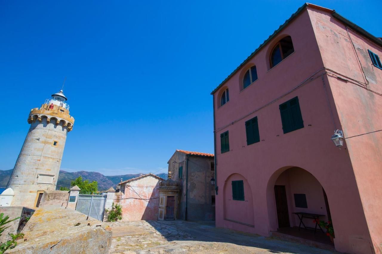 Helloelba Appartamento Il Faro Portoferraio Exterior foto